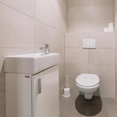 Skau Dunajska 58a Apt3 Apartment *