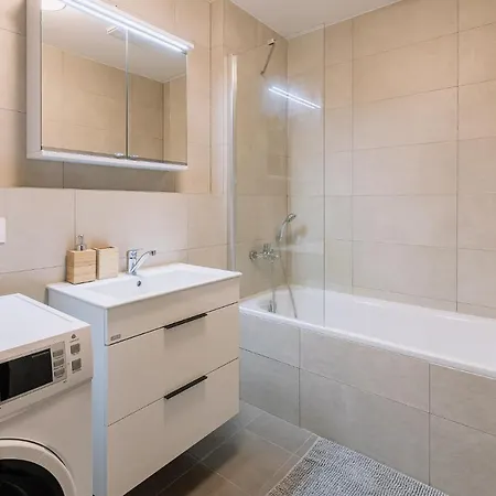 Skau Dunajska 58a Apt3 Apartment