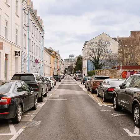 Lejlighed Skau Dunajska 58a Apt3 *