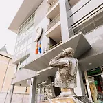 Skau Dunajska 58a Apt3 * Bratislava